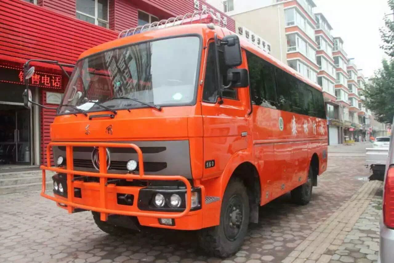 東風四驅運兵車圖片
