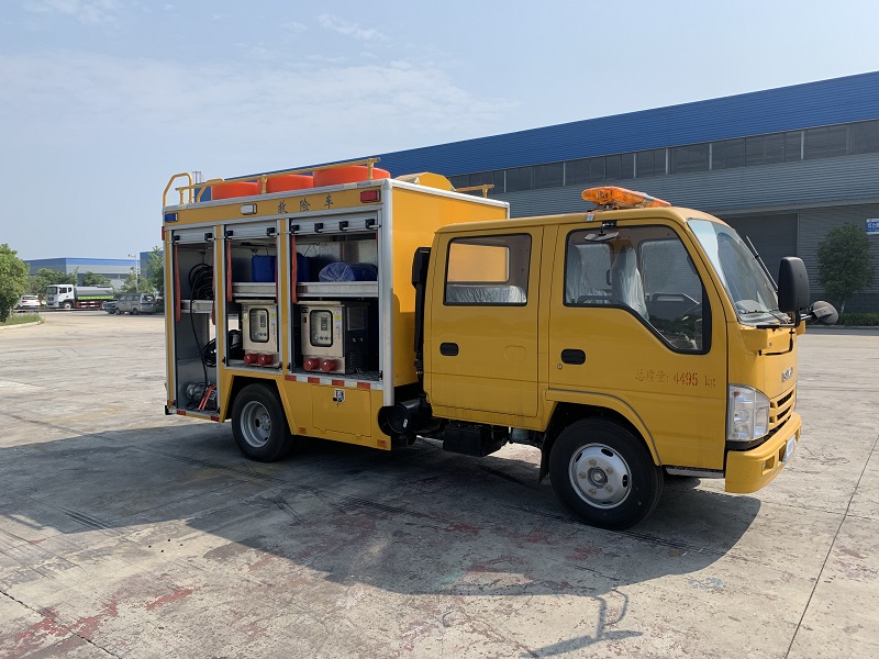 五十鈴救險車